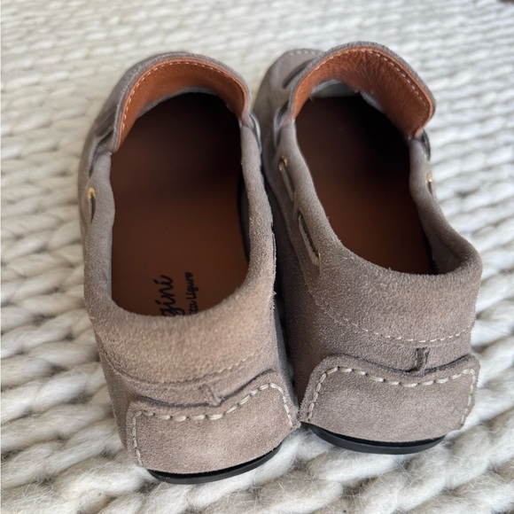 Mangini Italian Men\'s Gray Suede Loafers retail $200. Nautical preppy 9.5 or 10